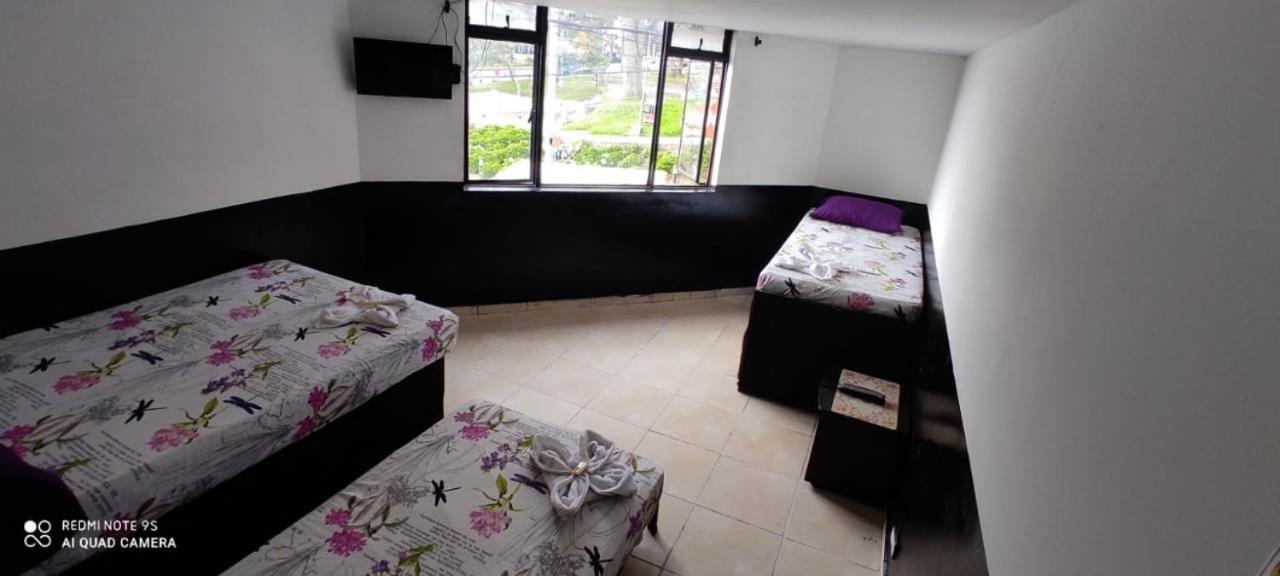 El Amanercer Parque Del Agua Residencia Muy Central Otel Manizales Dış mekan fotoğraf